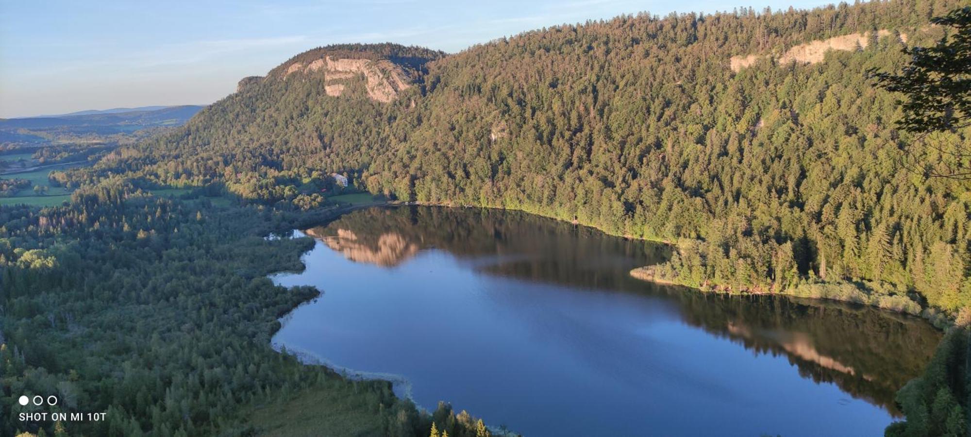 Готель Le Jura En Toutes Saisons Piscine, Spa, Location Vtt, Balades 2Cv, Climatisation Bonlieu Екстер'єр фото